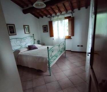 Capannori Apartment | Appartamento in Casa Pilar con piscina