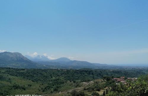 Santa Domenica Talao Apartment | Appartamento di una stanza 9km dal mare.