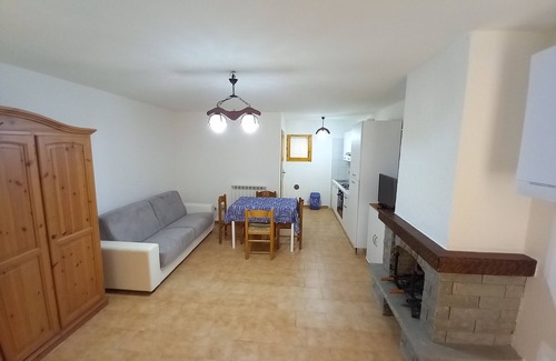 Pievepelago Apartment | 🏡🌳🏡🌳appartamento con giardino, ingresso indipendente e caminetto