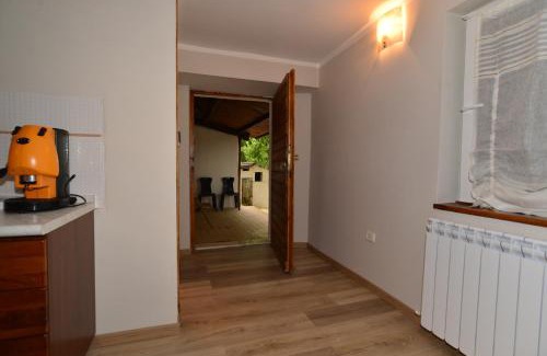 Pompagnano House | Appartamento Le More