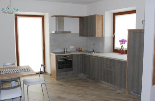 Levico Terme Apartment | Appartamento Morettina con terrazzo