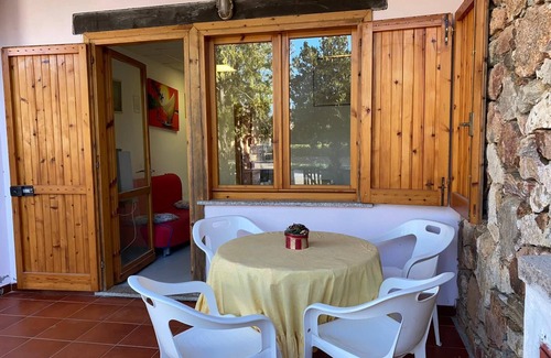 San Teodoro City Centre Apartment | Appartamento Rosa La Cinta