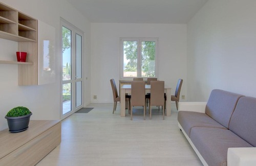 Manerba del Garda Apartment | Appartamento Rupestre