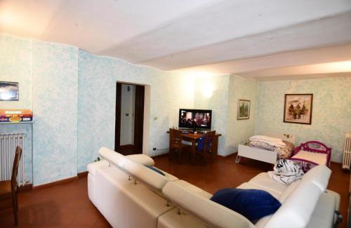 Cremolino Apartment | Appartamento Vetta Cremolino