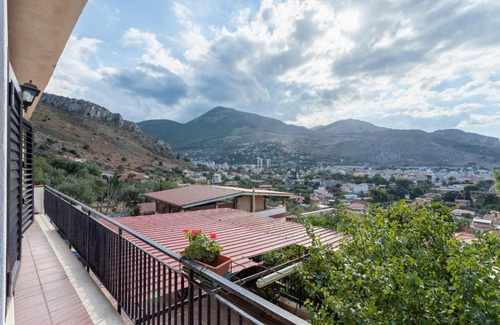 Sferracavallo Apartment | Appartamento vista mare e montagna