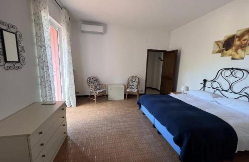 Spotorno Apartment | Appartamento vista mare in villa