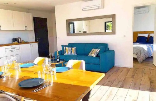 Les Adrets-de-l'Esterel Apartment | Appartement & Jacuzzi Dans Lesterel Proche Mer