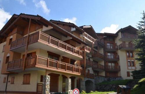 Saint-Martin-de-Belleville Apartment | Appartement lumineux pour 6, à 50m des pistes et des commerces, St Martin de Belleville. - FR-1-452-139