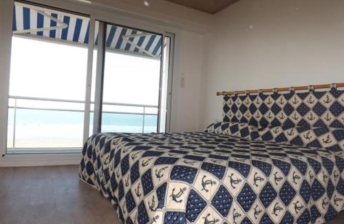 Saint-Gilles-Croix-de-Vie Apartment | Appartement Saint-Gilles-Croix-de-Vie, 3 pièces, 6 personnes - FR-1-428-63