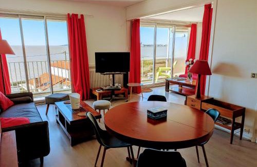 Saint-Georges-de-Didonne Apartment | Appartement Vue Mer 180deg