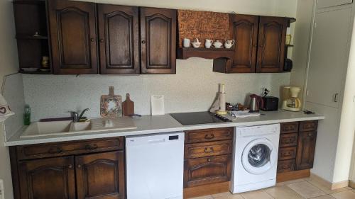Saint-Jean-de-Maurienne Apartment | Appartement rochenoir
