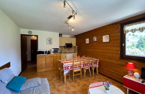La Chapelle-d'Abondance Apartment | Appartement cosy au cœur du village avec Multi Pass et balcon sud - FR-1-692-23