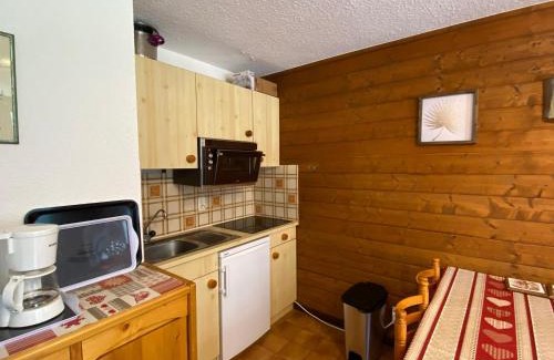 La Chapelle-d'Abondance Apartment | Appartement cosy au cœur du village avec Multi Pass et balcon sud - FR-1-692-23