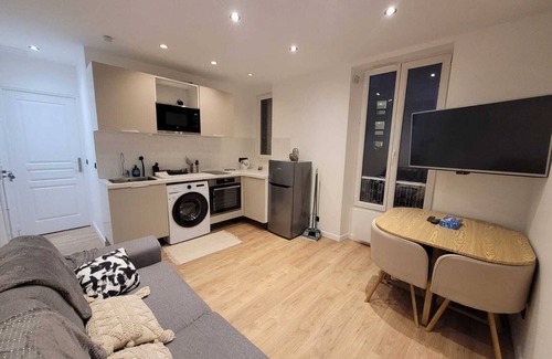 Le Perreux-sur-Marne Apartment | Appartement Le Perreux-sur-marne