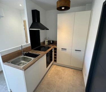 Le Puy-Sainte-Reparade Apartment | Appartement neuf centre du village