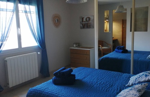 Saint-Jean-Pla-de-Corts Apartment | Appartement Climatisé à la Campagne Avec Piscine