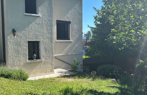 Cran-Gevrier Apartment | Appartement à Annecy Dans Maison le Manoir/2 à 8 Personnes