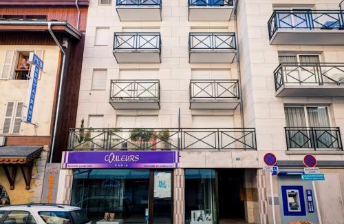 Brides-les-Bains Apartment | Appartement 2* à Brides-les-Bains, 1ch, 2 parkings, balcon sud, proche télécabine et thermes - FR-1-512-2