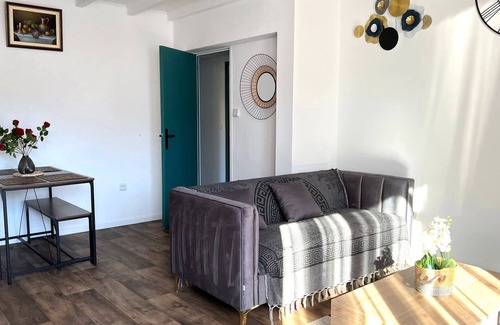 Le Boulou Apartment | Appartement 2 Chambres Classé 4 Étoiles Le Boulou à 1minute de la Rivière