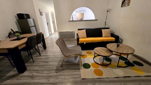 Beaucaire Apartment | Appartement 2 chambres, cuisine équipée