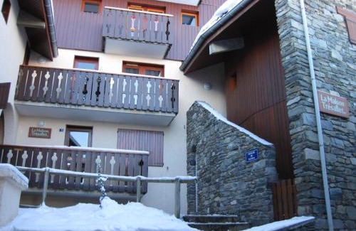 Montchavin Apartment | Appartement 2P Centre Station avec Balcon et Casier à Ski - FR-1-181-2533