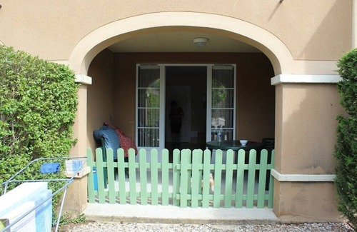 Monflanquin Apartment | Appartement 2 Pièces - 4/5 Personnes - Piscine Chauffée - Lac
