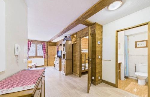La Rosiere Apartment | Appartement 2 pièces cabine - Centre station, Wifi gratuit, proche remontées mécaniques et garderie - FR-1-398-507