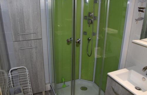 Port Rive Gauche Apartment | Appartement 2 pièces cabine - GRUISSAN GN400-013