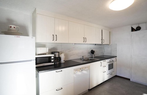 Chatel Apartment | Appartement 3 pièces, 7 pers, centre village, 50 m remontées, balcon, parking, Wi-Fi - FR-1-676-68