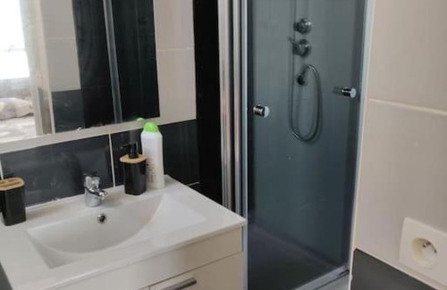 Romainville Apartment | Appartement 5 à 8min du métro 5 au porte de Paris