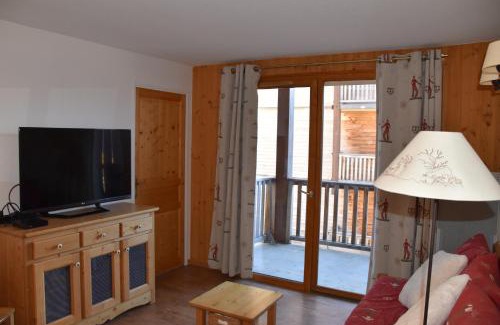 Orcieres-Merlette Apartment | Appartement 6 places aux pieds des pistes avec piscine, wifi et parking privé, salle de bain refaite à neuf