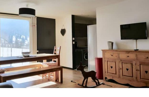 Lajoux Apartment | Appartement au Cœur de la Montagne