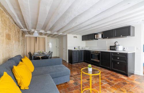 Les Iles Apartment | Appartement au coeur de Paris Île Saint-Louis Free Netflix
