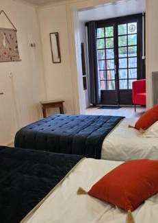 Saint-Regnobert-de-la-Cote-de-Nacre Apartment | Appartement avec Terrasse-Plein pied ou Chambre -Plein pied