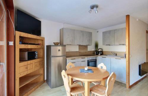Saint-Jean-dʼAulps Apartment | APPARTEMENT AVCE ACCES PISCINE-WIFI-SAINT JEAN D'AULPS STATION-4 PERSONNES-DAILLE S18