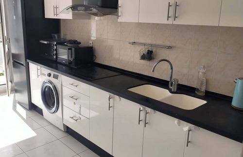 Bobigny Apartment | Appartement Avec 5 Chambres , à 15 Minutes de Paris
