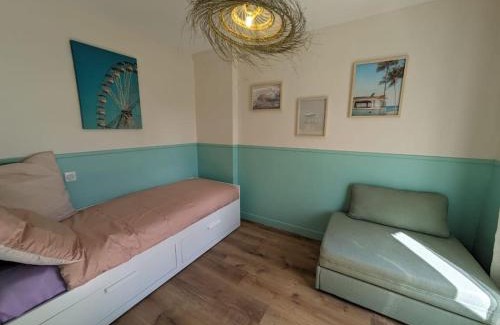 Grandcamp-Maisy Apartment | Appartement avec jardin et accès mer