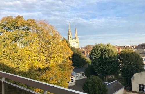 Chartres Apartment | Appartement avec parking et balcon vue Cathédrale