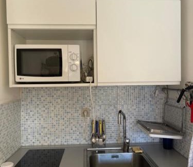 Cros-de-Cagnes Apartment | appartement bord de mer avec piscine