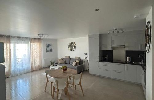 Montfermeil Apartment | Appartement calme