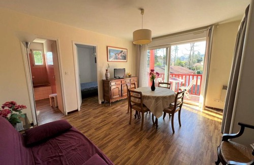 Cambo-les-Bains Apartment | Appartement Cambo-les-Bains, 2 pièces, 2 personnes - FR-1-495-24