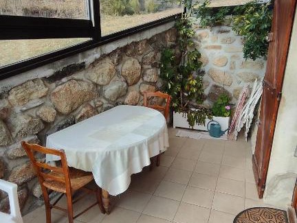 Formigueres Apartment | Appartement chaleureux avec véranda