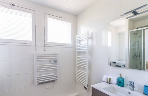 Gorge de Loup Apartment | Appartement Charcot - Welkeys