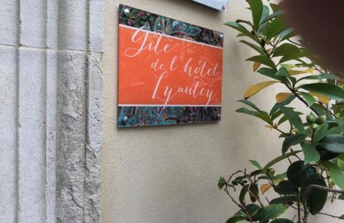 Vesoul House | Appartement charmant au cœur de Vesoul avec parking privé - FR-1-583-509