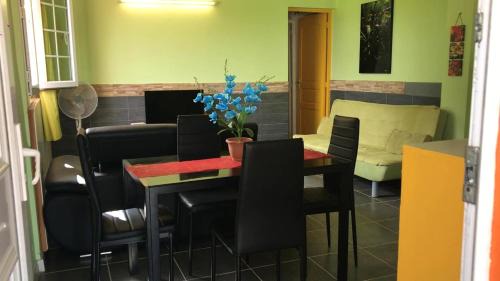 Sainte-Marie Apartment | Appartement charmant à Sainte-Marie, 37 m² + piscine partagée