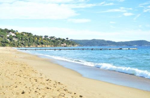Cavalaire-sur-Mer Apartment | Appartement climatisé 2 pièces cabine, 4 couchages, proche plage et centre, Cavalaire-sur-Mer - FR-1-226B-171