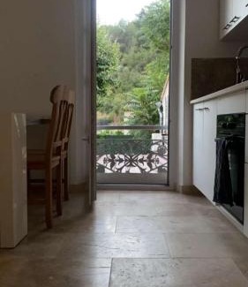 La Destrousse Apartment | Appartement climatisé proche Marseille,Aix