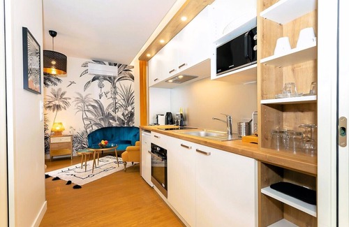 Nationale Apartment | Appartement Climatisé Haut de Gamme Avec Terrasse
