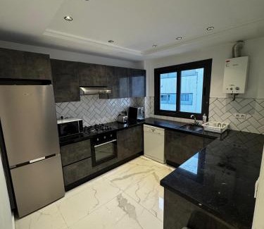 Haut Founty Apartment | Appartement climatisé proche plage#R24