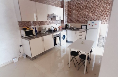 El Mansouria Apartment | Appartement Confort - WIFI/AC/Pool/Beach/El Mansouria